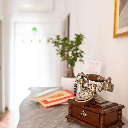 Residenza Reale * Naples
